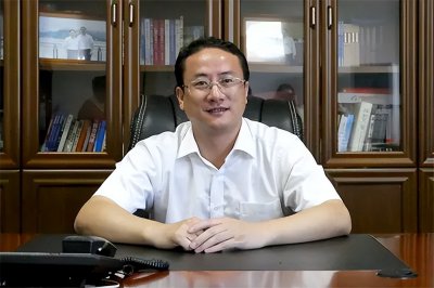 ​营长和团长哪个大（部队营长和团长哪个大）