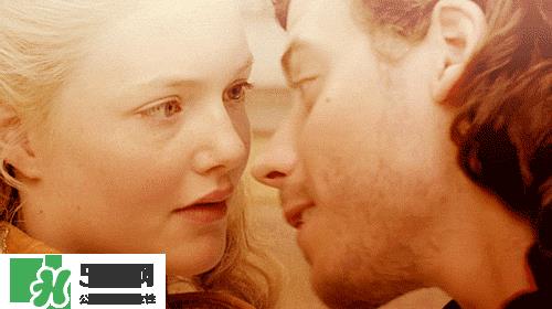 接吻看出男人是否爱你 接吻看出男人是否爱你