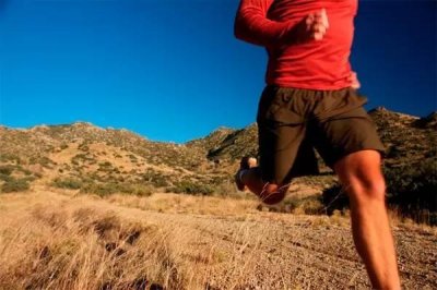 ​户外跑步对鞋子的要求吗 什么鞋跑步最好