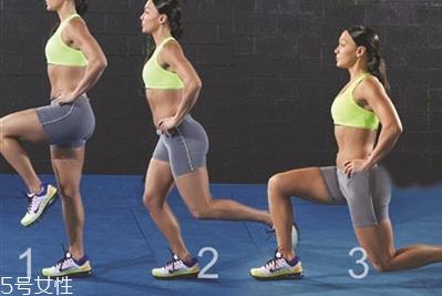 深蹲有助于顺产吗 深蹲有助于催产