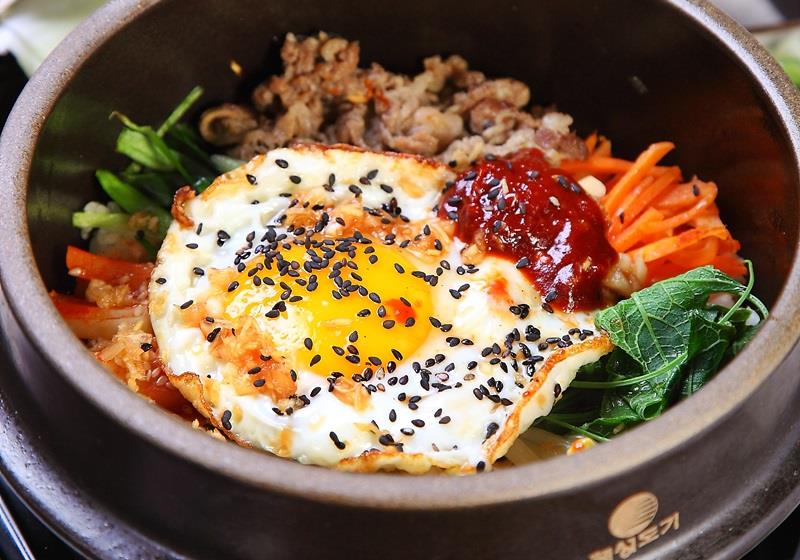 韩式石锅拌饭怎么吃好吃 先了解由来 韩式石锅拌饭怎么吃好吃 先了解由来