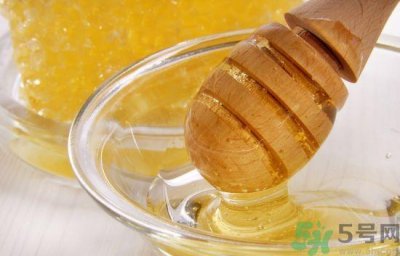 ​喝蜂蜜水可以止咳化痰吗?蜂蜜水能止咳化痰吗