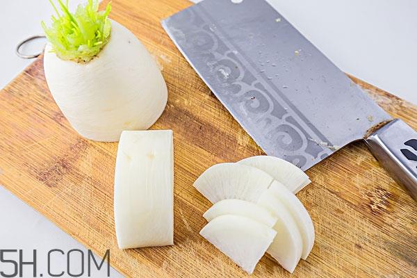 白萝卜心发蓝能吃吗 白萝卜心里发青能吃吗 白萝卜心发蓝能吃吗 白萝卜心里发青能吃吗