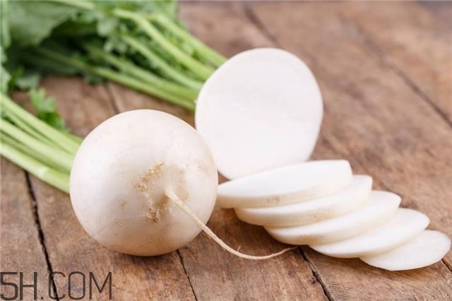 白萝卜心发蓝能吃吗 白萝卜心里发青能吃吗 白萝卜心发蓝能吃吗 白萝卜心里发青能吃吗