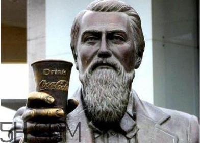 可口可乐是谁发明的？可口可乐和百事可乐的区别