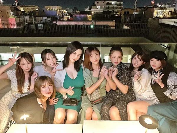 假扮“美女老师”的网红,伤害了多少纯情男13