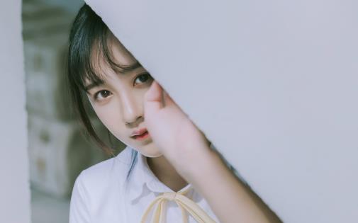 如何在群聊中处理与女友的争吵?