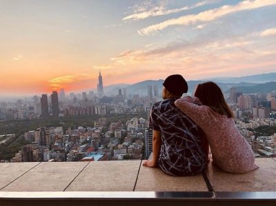 ​周杰伦七夕浪漫示爱昆凌：告白气球只属于你