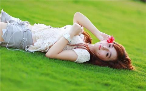 和女朋友吵架后，如何温柔哄她心情舒缓