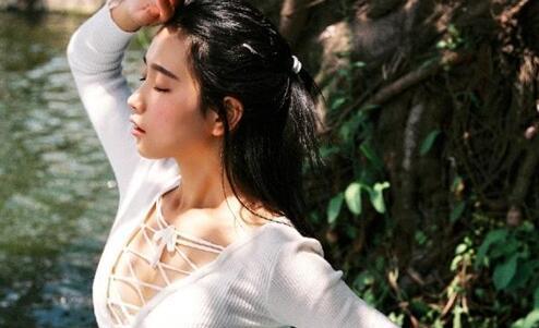 女生回信息总是哦嗯,该怎么办?