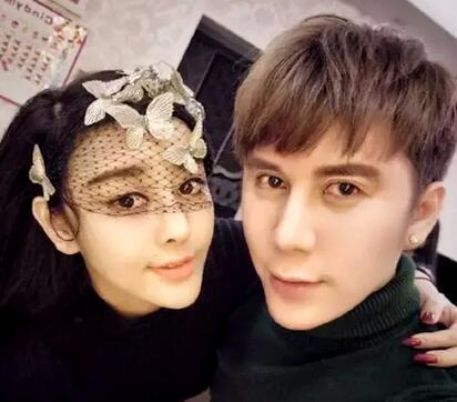 用八年时间把自己整成了范冰冰，可老公最后却出轨了一个男人！