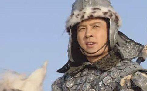 三国时期大家都用的什么兵器，最厉害的兵器是谁的？