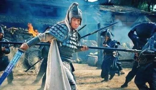 三国时期大家都用的什么兵器，最厉害的兵器是谁的？