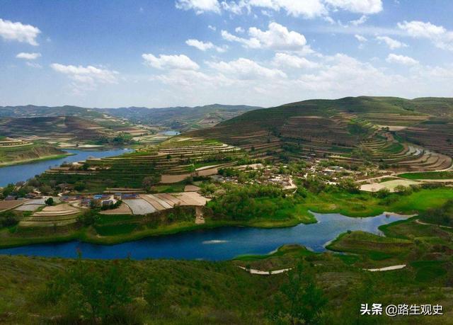 1920年海原地震，有个男孩被火坑烧死半个身子，70多岁时突然失踪