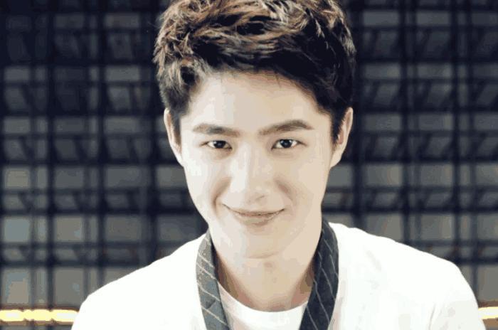 佟丽娅说刘昊然长得像数学系神童, 网友们的评论笑翻众人