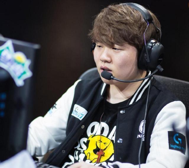 Blank评价SKT新中单Pirean：我跟他会交流很多，搭档起来很舒服