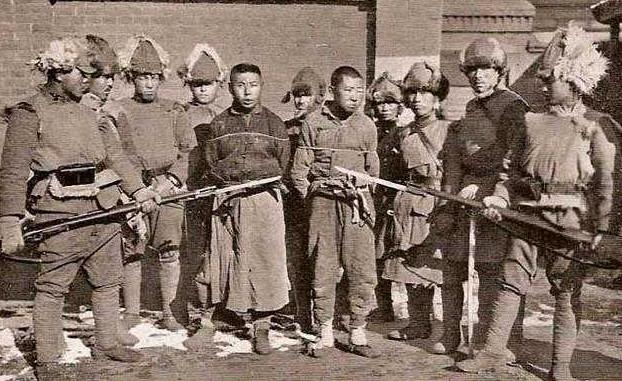 1930年，东北地区的军阀，为何能拥有全国第一的空军？