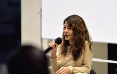 复旦女神陈果爆红四年后销声匿迹:社交合群的人,灵魂寂寞