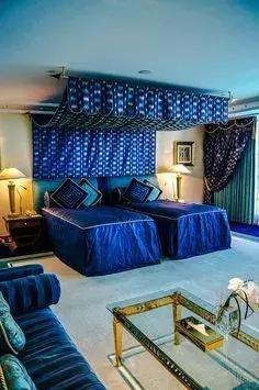 疯狂的迪拜七星级帆船酒店,50张内部照曝光!楼顶打球,海底吃饭