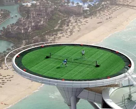 疯狂的迪拜七星级帆船酒店,50张内部照曝光!楼顶打球,海底吃饭