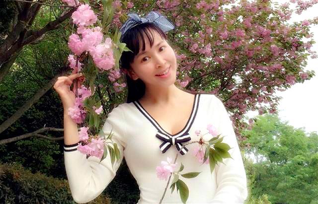 美院院长画女儿,卖了1380万!画院院长画女儿,因画人体惹争议