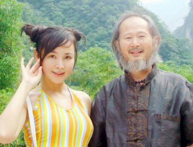 ​美院院长画女儿，卖了1380万！画院院长画女儿，因画人体惹争议