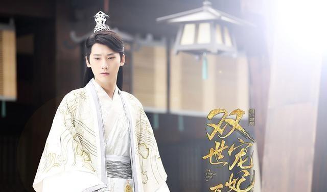 太尴尬!邢昭林被保安手拉手围到“圈外”,粉丝数量还没有保安多