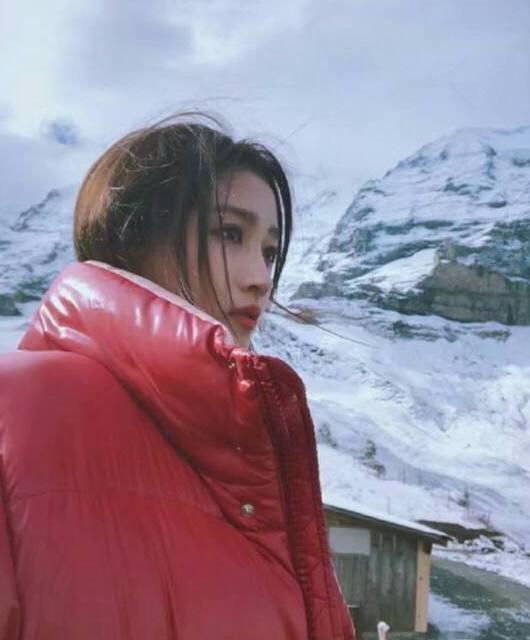 鹿晗女朋友已经怀孕？关晓彤晒出照片回应，不相信的快来看看！