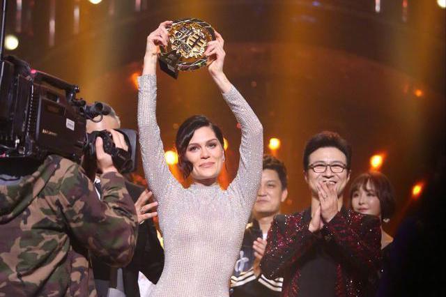 婕茜获《歌手》冠军，网友：实至名归，感谢芒果台没有套路