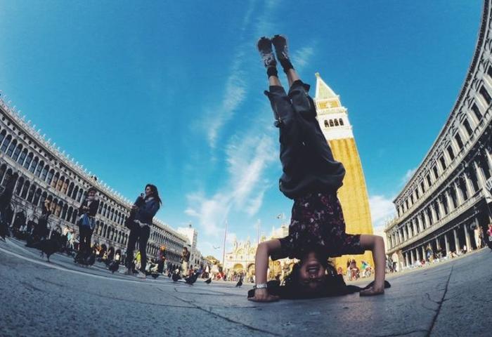 交往47个男友被吐槽,陈意涵不理流言,36岁挺着孕肚仍似少女