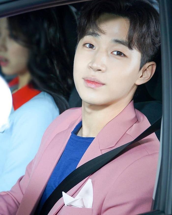 因为名字的问题撕节目组嘉宾,刘宪华的粉丝情商也太低了吧?