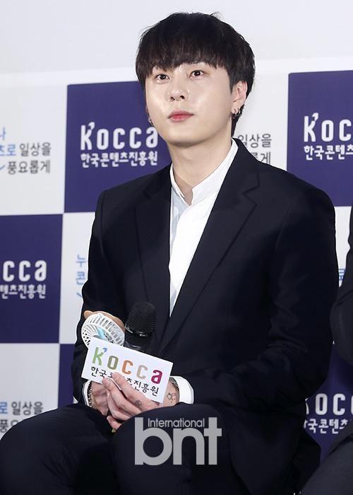 因李胜利事件,崔钟勋宣布离开FTIsland乐队并退出演艺圈