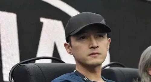 胡歌强势归来,三部剧即将播出,你想追几部