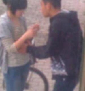 包含湖南高中秋千门视频的词条