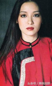 ​胡因梦集美丽气质与卓越才华于一身，主演《云深不知处》而走红