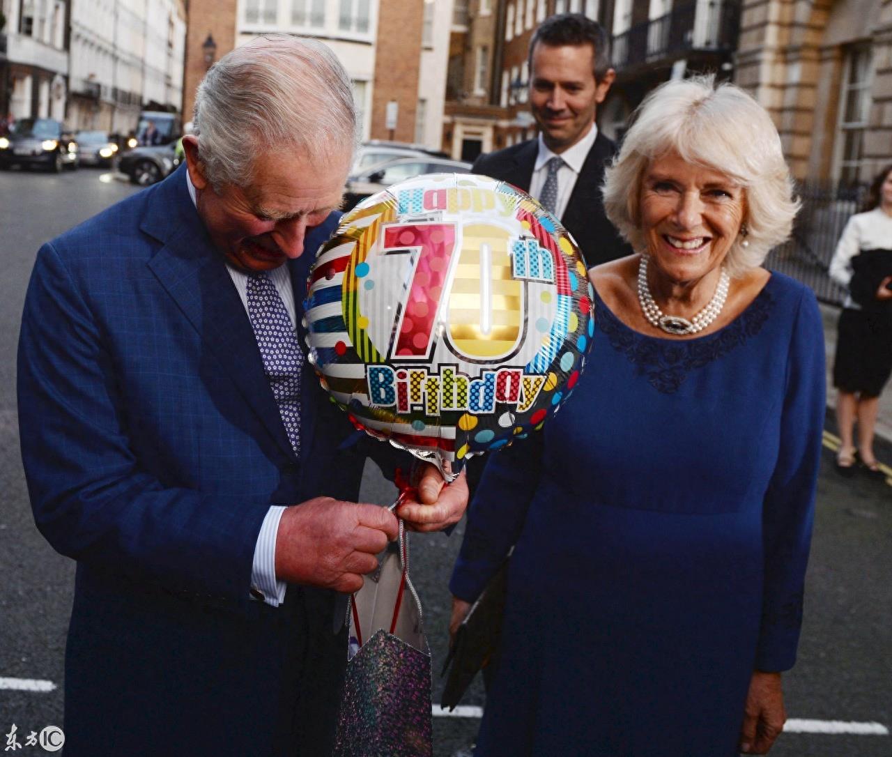 查尔斯70岁生日会,女王称卡米拉帮他成为一个真正的男人