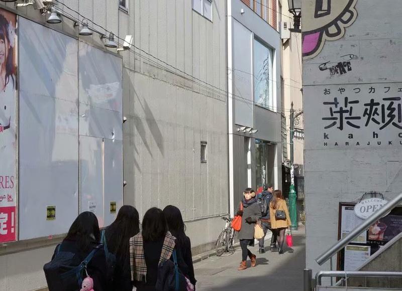 老婆出轨了该怎么追究第三者，老婆出轨了，怎样追究第三者的责任?