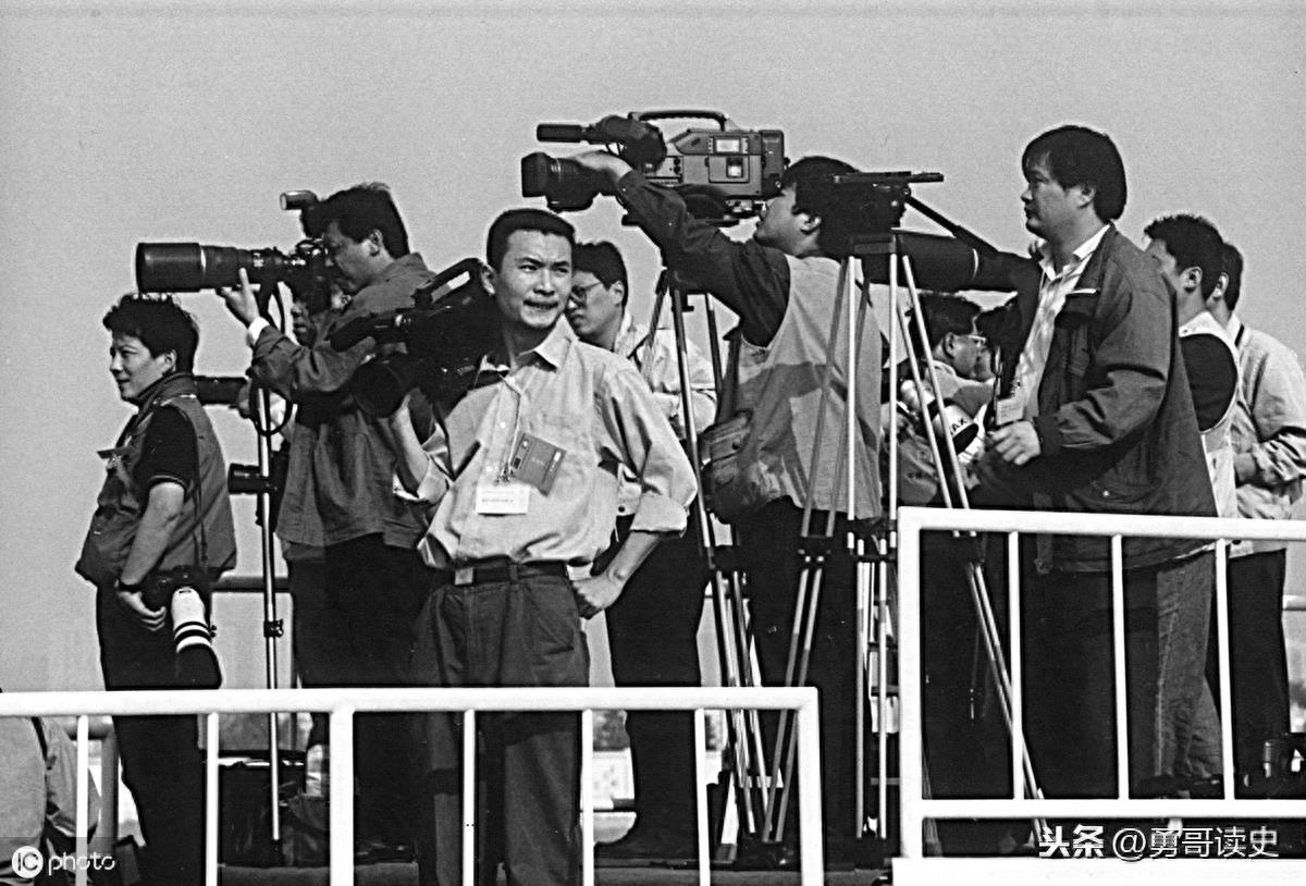 老照片里的澳门回归祖国:每一张照片都是珍贵的记忆