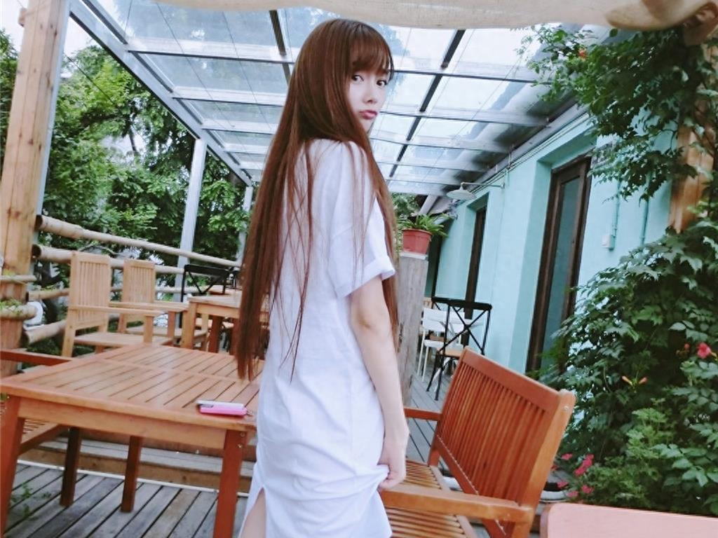 甜美校花韩雨嘉生活照,一炮而红