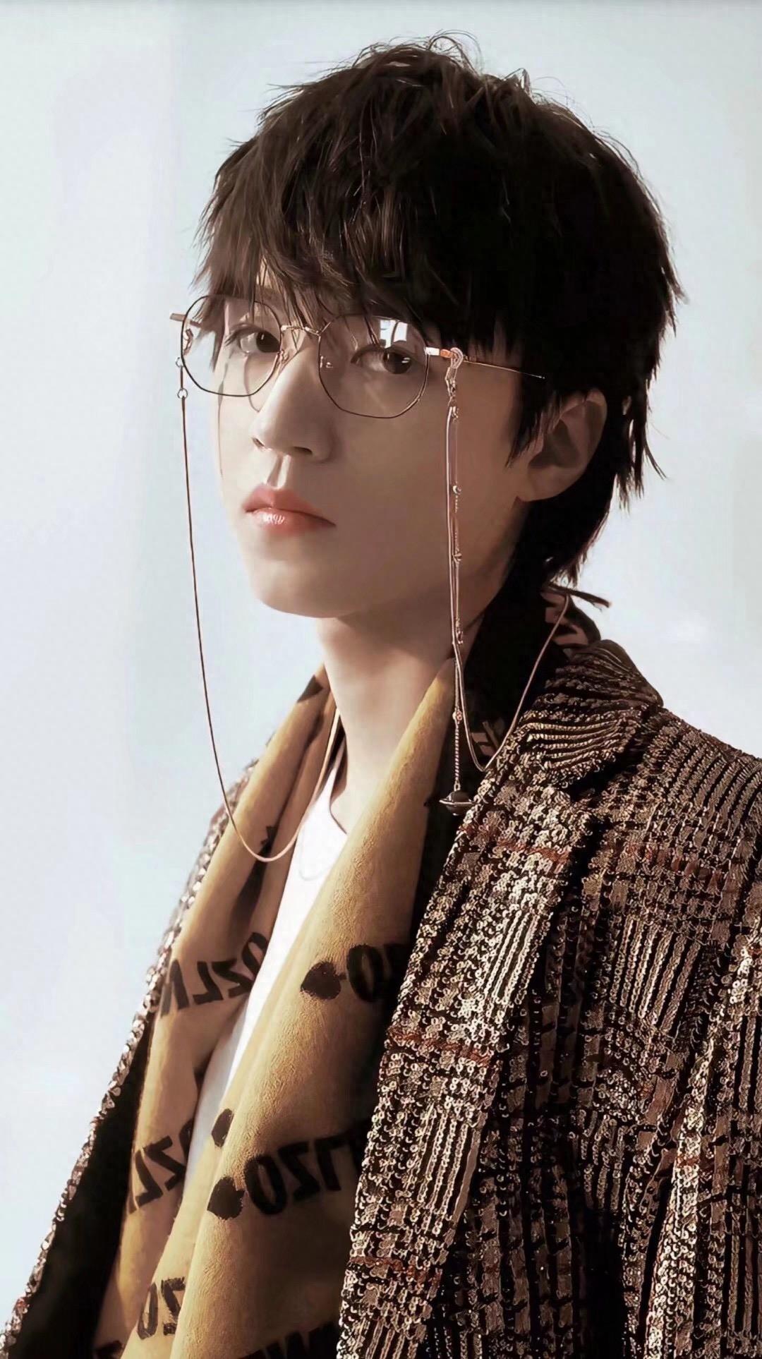 壁纸|王俊凯的女朋友收图啦