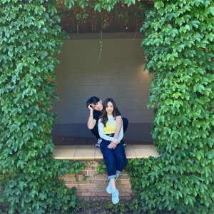 ​Sandy首放闪CEO未婚夫！超高颜值网惊叹「从韩剧走出来的人」