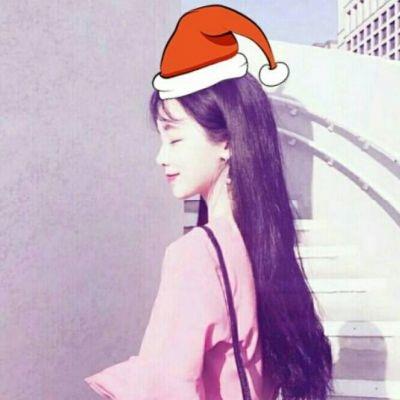 好看的女生微信圣诞帽头像