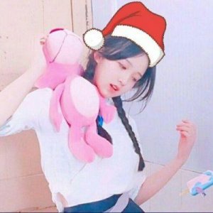 ​好看的女生微信圣诞帽头像