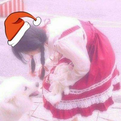 好看的女生微信圣诞帽头像