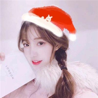 好看的女生微信圣诞帽头像