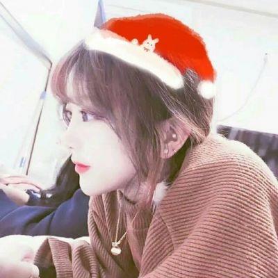 好看的女生微信圣诞帽头像