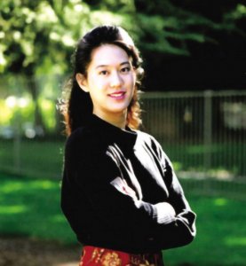 ​爱国华裔张纯如：用一生撕开丑恶，36岁时举枪自杀，儿子刚满两岁