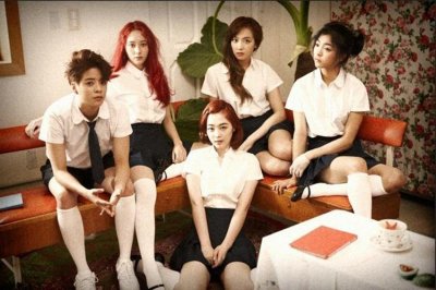 ​疑似崔雪莉小号曝光，诡异图片让人压抑，炎亚纶发文怒斥网络暴力