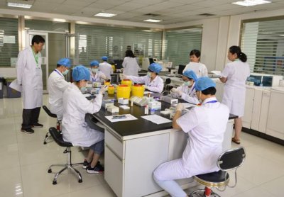 ​为何医学生总说“劝人学医天打雷劈”这句话？看完这三点你就懂了