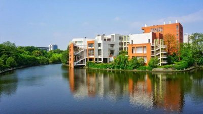 ​南昌大学抚州医学院不仅公办转民办，还要失去“211”的名头？